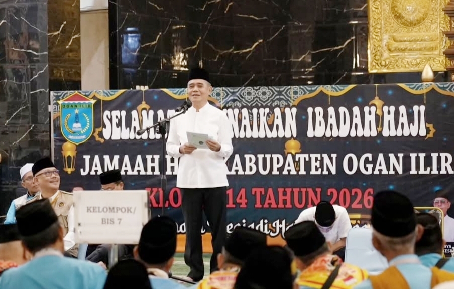 Lepas Jemaah Haji Ogan Ilir, Wabup Ardani Ingatkan Jaga Kesehatan Saat di Tanah Suci & Fokus Jalankan Ibadah