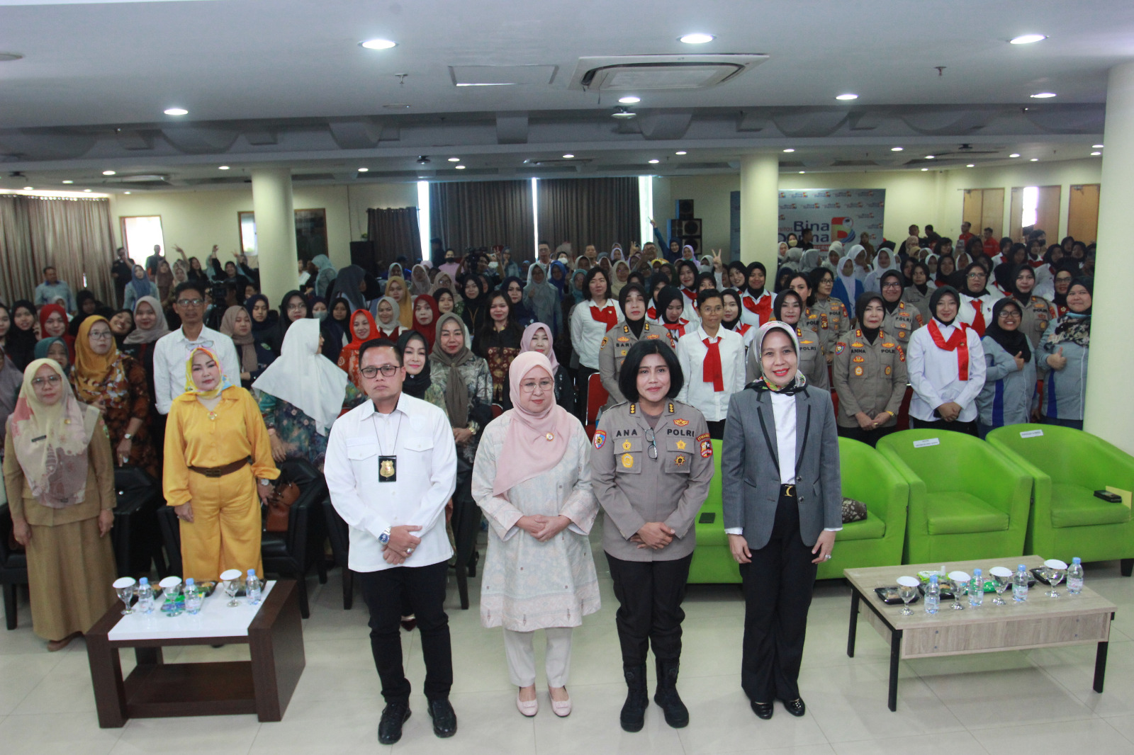 Kurangi Tindak Kekerasan Perempuan dan Anak, UBD Palembang dan Polda Sumsel Gelar Seminar