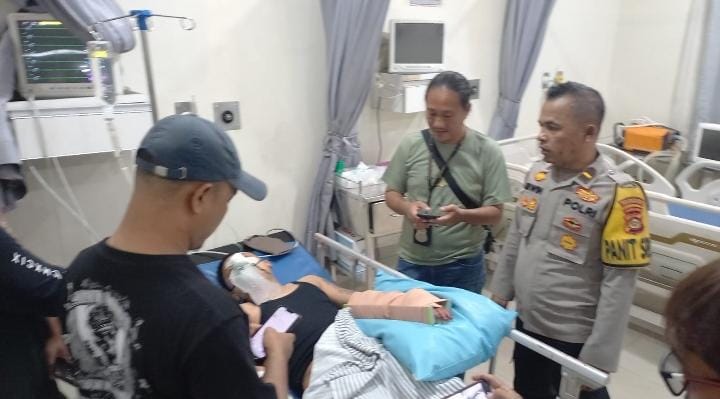 Detik-detik Calon Pengantin Dibacok dan Ditembak Saat Akan ijab Kabul, Mobil Pelaku Halangi Mobil Korban