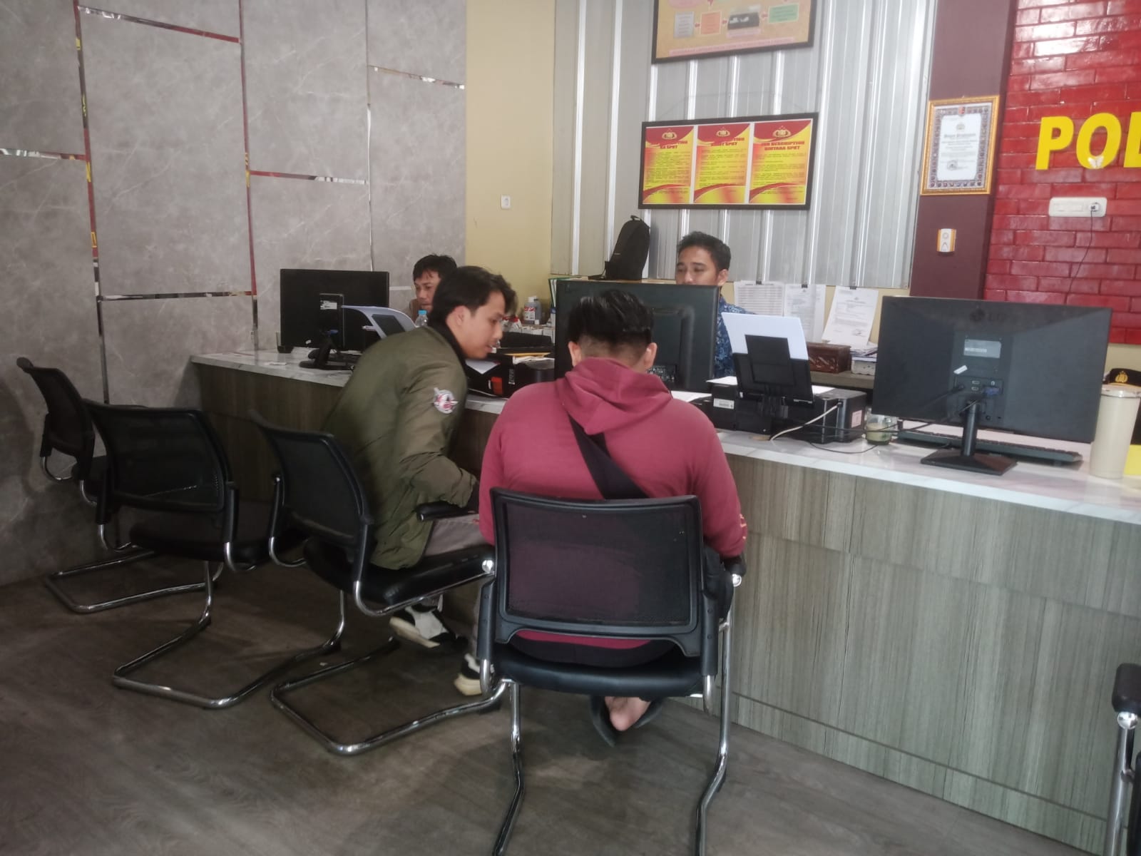 Mobil Pria di Palembang Dirampas Debtcollector, Digiring ke Kantor Dipaksa Teken Surat Langsung Disuruh Pulang