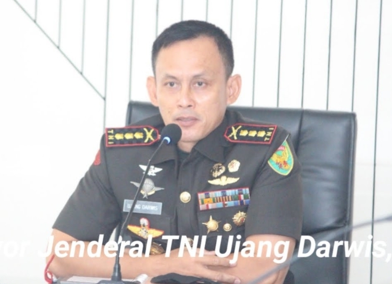 Mayjen TNI Ujang Darwis, Pangdam II/Sriwijaya di Mata Sahabat, Memang Menonjol Sejak Sekolah