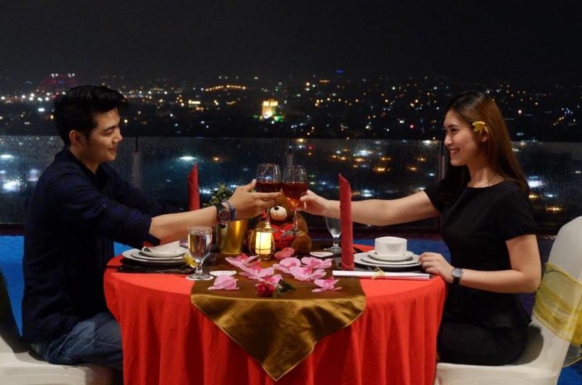 The Zuri Hotel Palembang Tawarkan Makan Malam Romantis Valentine Day