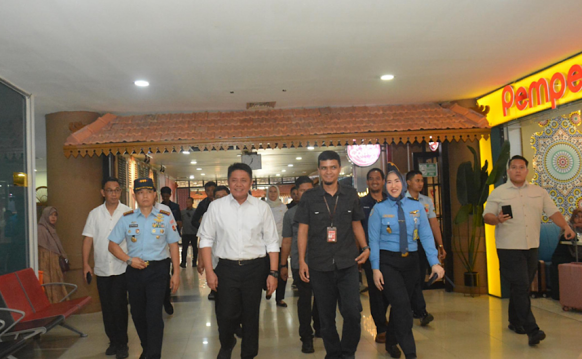 Tinjau Bandara SMB II, Herman Deru Melobi Pimpinan Lion Group Segera Buka Rute Penerbangan Internasional