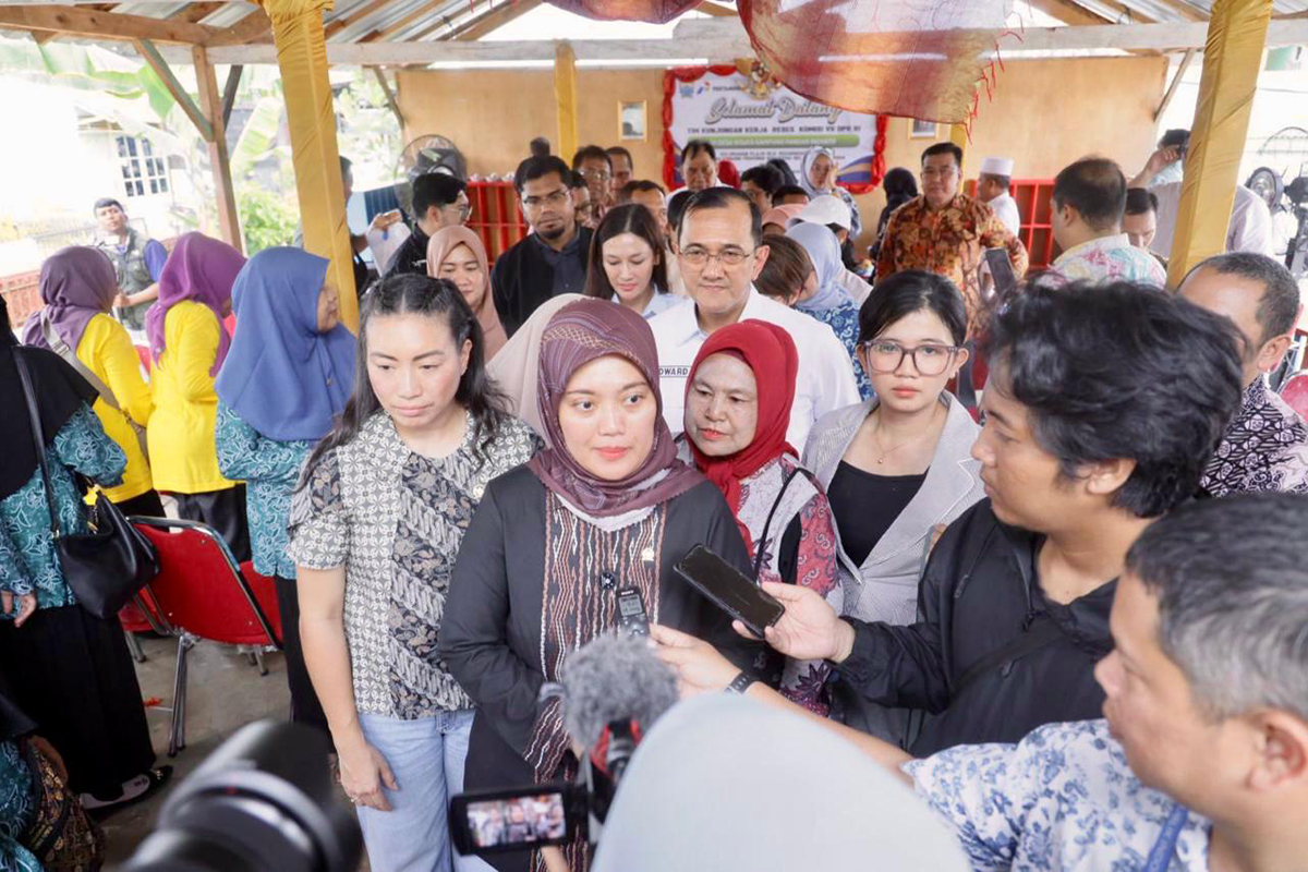 Sekda Sumatera Selatan Dampingi Kunjungan Kerja Komisi VII DPR RI di Desa Wisata Kampung Pangan Inovatif