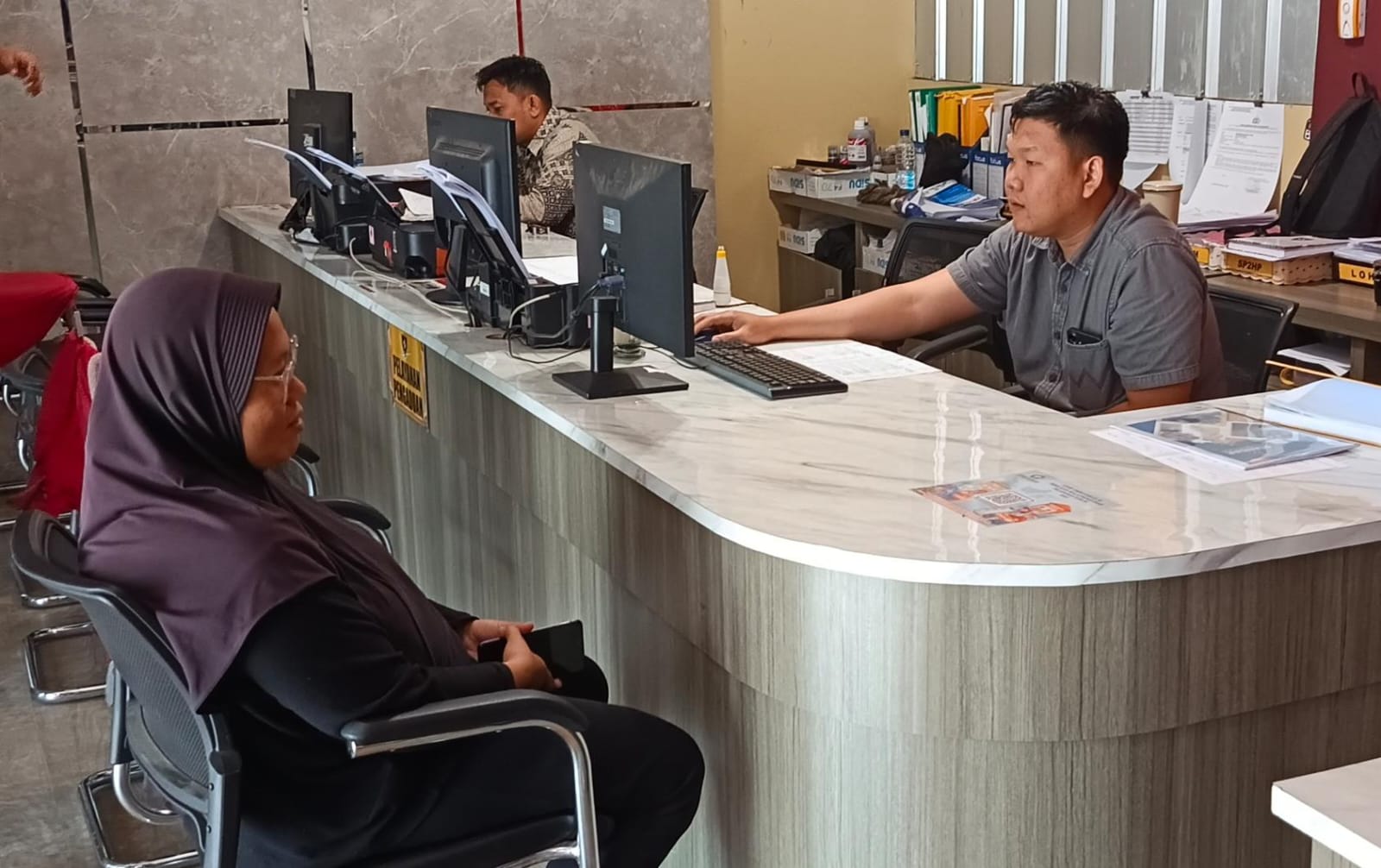 Tagih Utang ke Tetangga, IRT di Palembang Malah Alami Trauma Diacungkan Pedang 