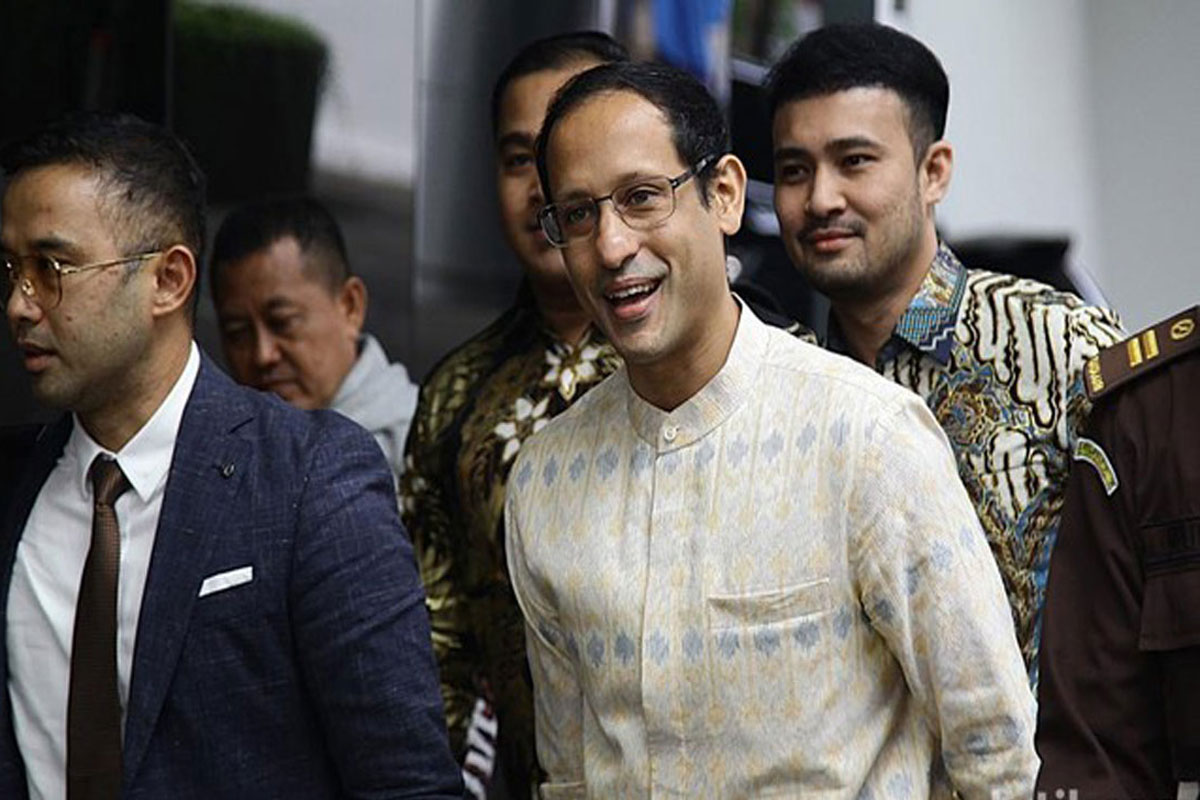 Hari ini Nasib Nadiem Makarim Ditentukan Dalam Kasus Chromebook