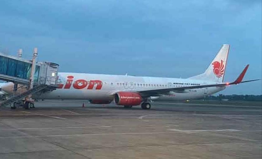 Pesawat Lion Air Rute Bengkulu - Jakarta Mendarat di Bandara SMB II Palembang, Ada Apa?