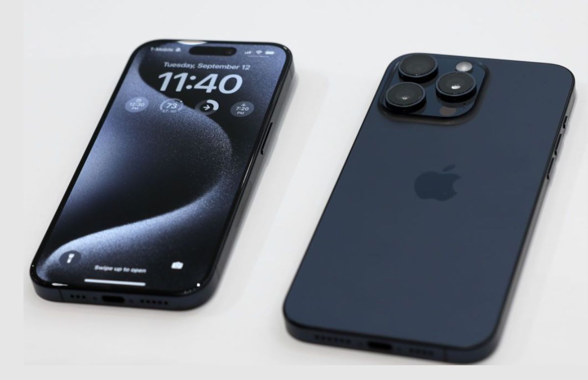 iPhone 15 Pro Max HP Andalan Fotografer dengan Miliki Kamera Canggih Termasuk Lensa Telefoto Periskop 5X