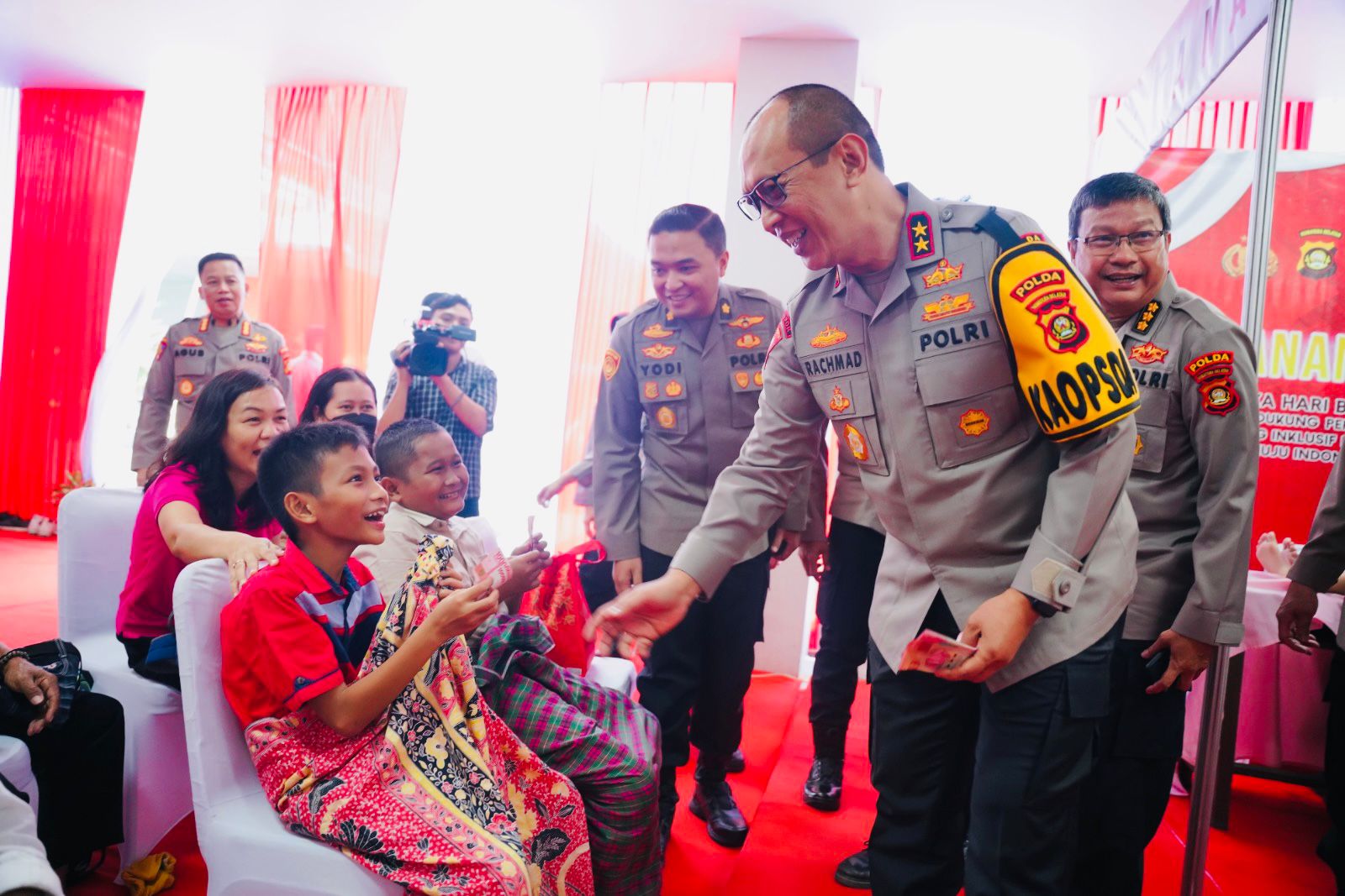 Momen Adi Purnama Ucapkan Terima Kasih kepada Kapolri dan Kapolda Sumsel di Bakti Kesehatan Hari Bhayangkara 