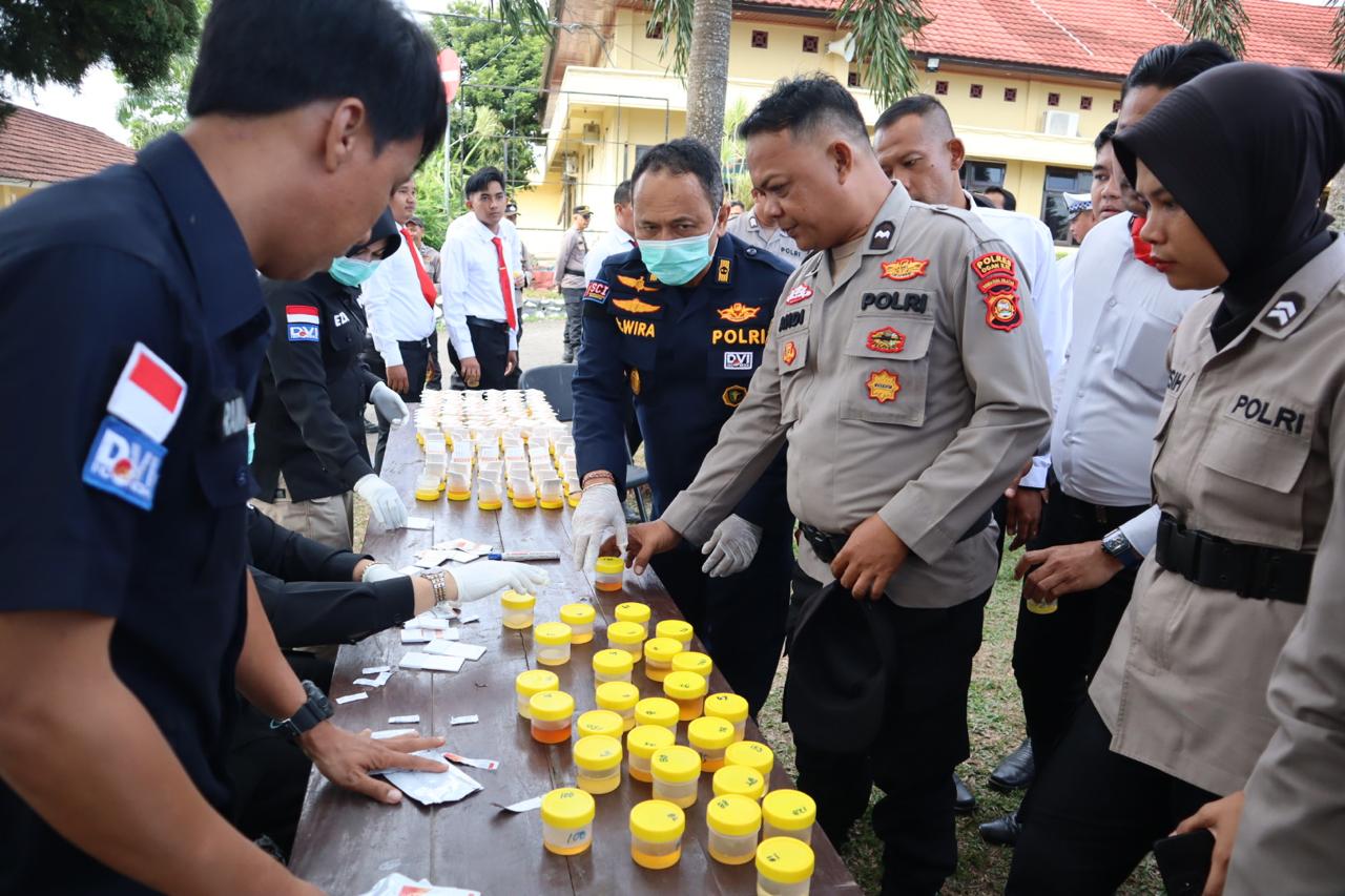 293 Personel Polres Ogan Ilir di Tes Urine oleh Div Propam Mabes Polri, Bagaimana Hasilnya? 