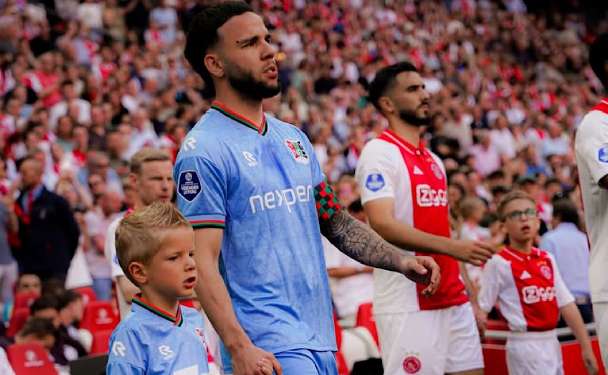 Calvin Verdonk Sandang Ban Kapten Pimpin Punggawa NEC Nijmegen Ganyang Pemuncak Klasemen Ajax Amsterdam 3-0
