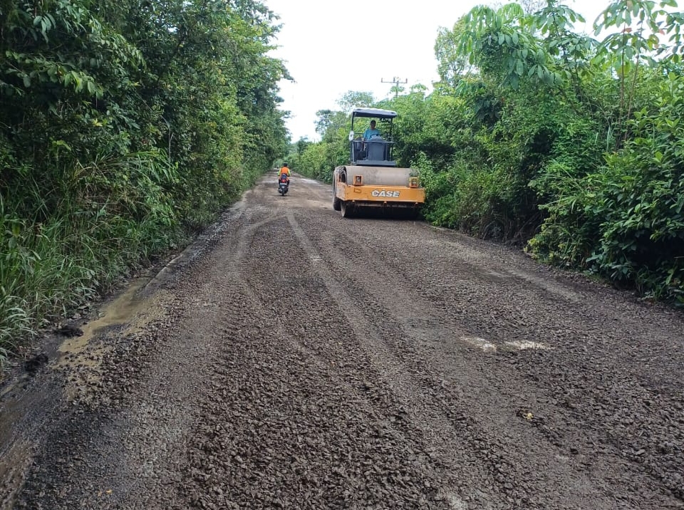 Jalan Rusak Tanjung Batu-Burai Ogan Ilir Akhirnya Ditimbun, Dinas PUPR Sebut Baru Penanganan Darurat