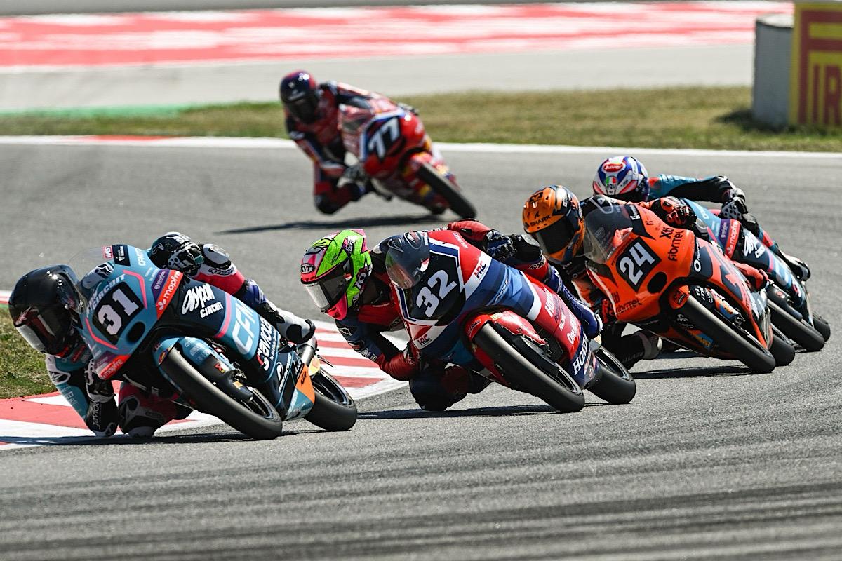 Ramadhipa Impresif, Melesat Raih Podium Perdana di Moto3 Junior Barcelona
