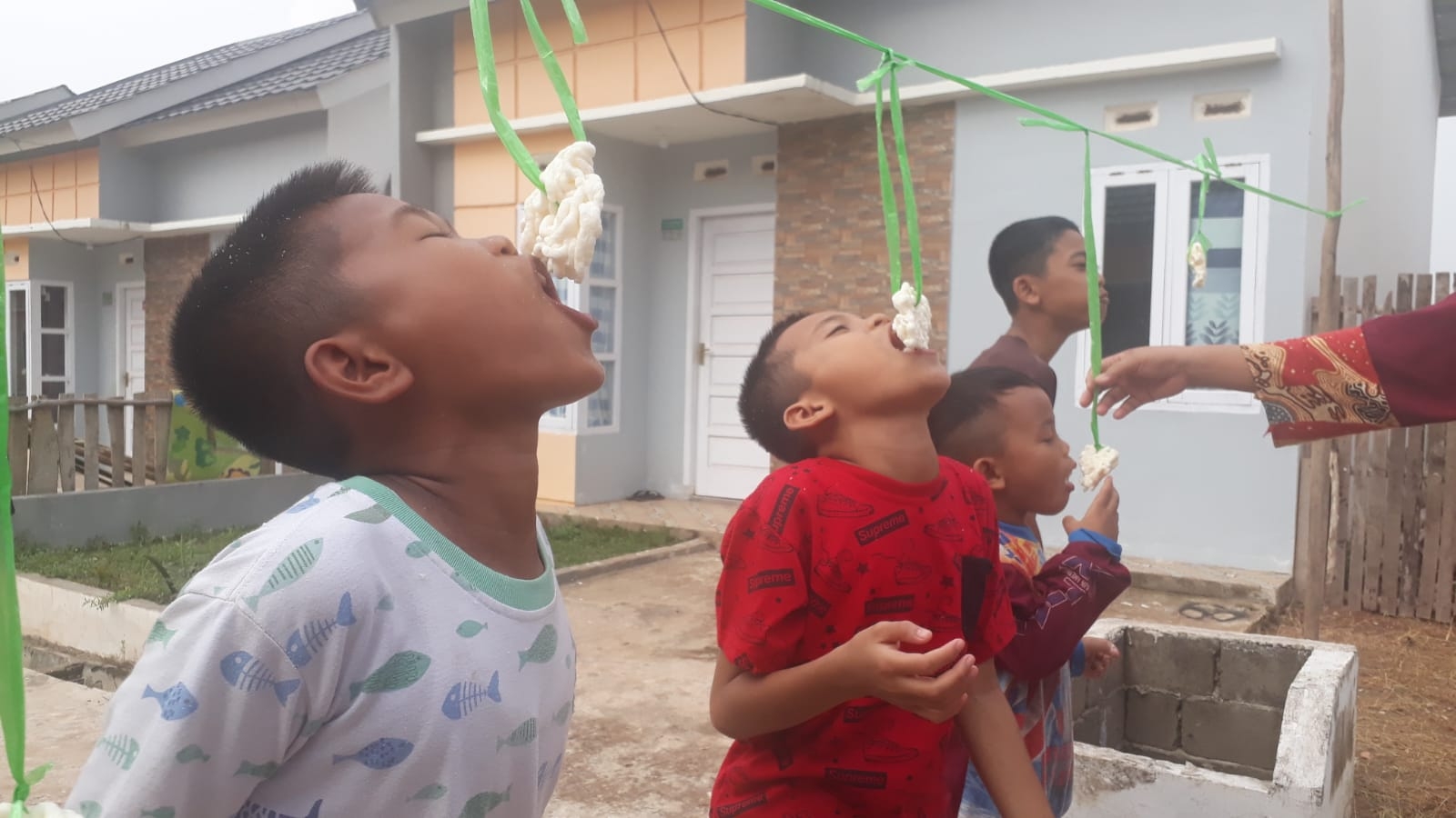 Bikin Gemes yang Nonton, Ekspresi Lucu Anak-Anak Warga Kompleks Graha Pati Juang 4, Lomba 17 Agustus 