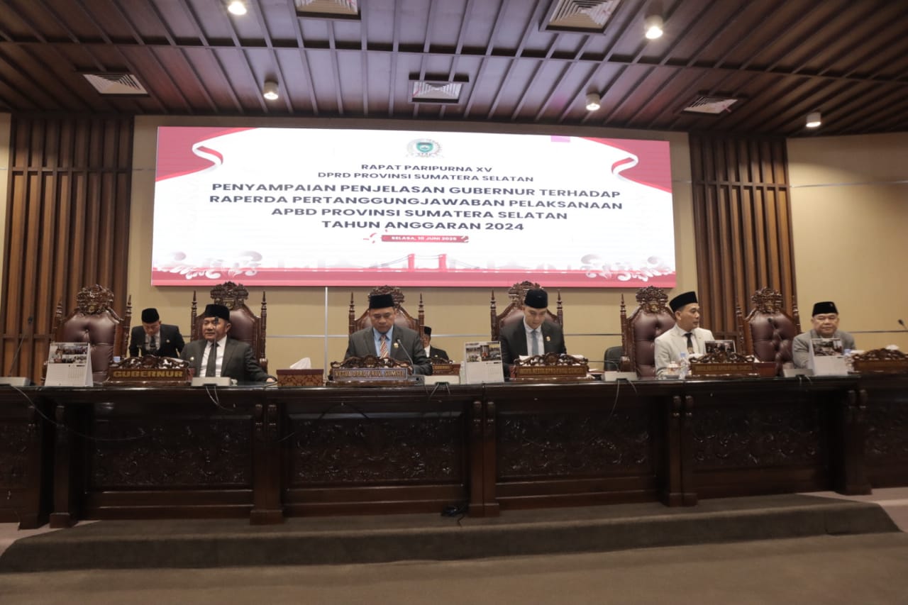 Gubernur Herman Deru Paparkan Strategi Optimalisasi Keuangan Daerah di Rapat Paripurna DPRD Sumsel