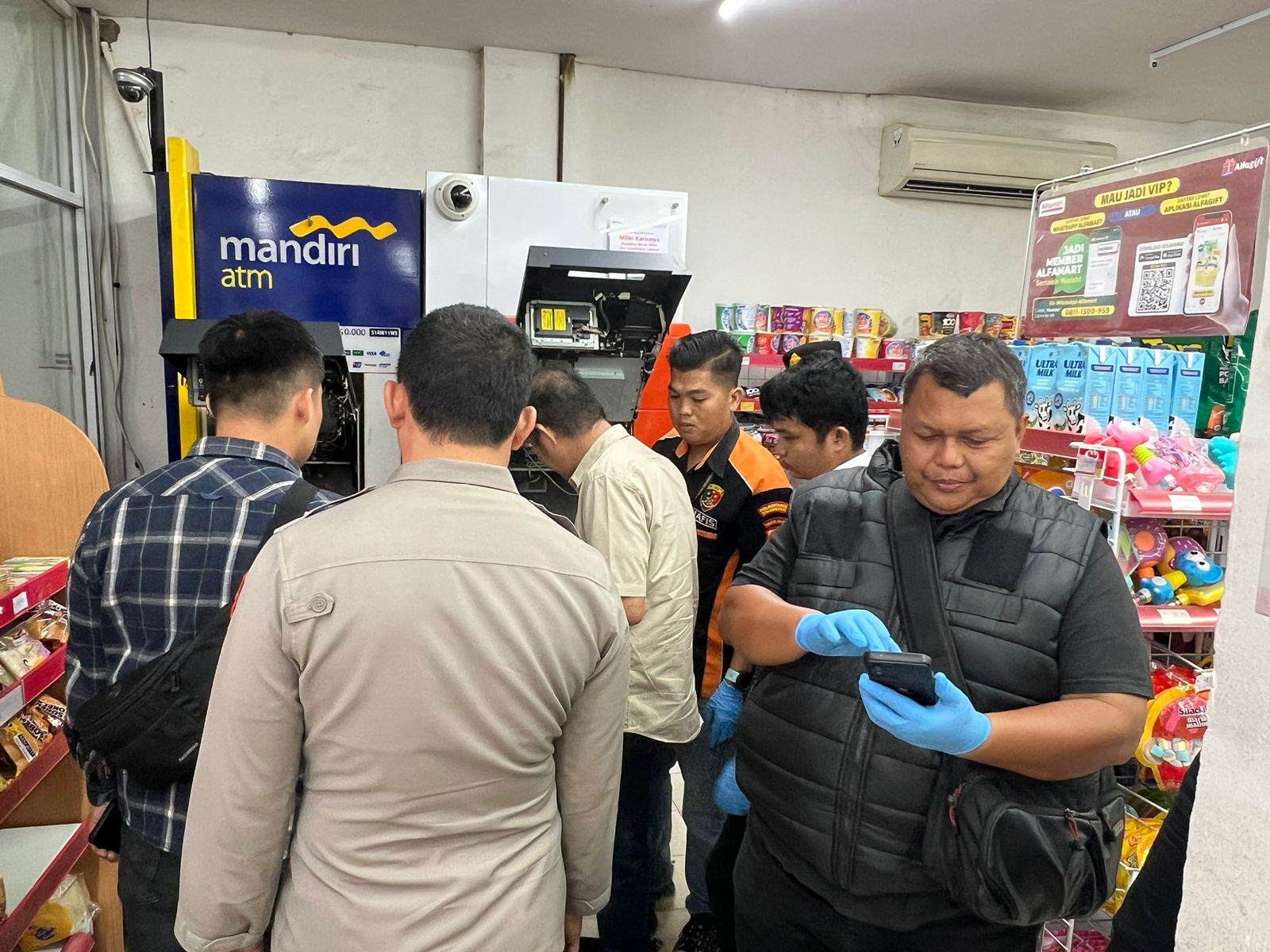 Pintu Tak Dirusak, Polisi Kantongi Ciri-Ciri Pelaku Tunggal yang Bobol 2 ATM di Minimarket Tanjung Barangan 