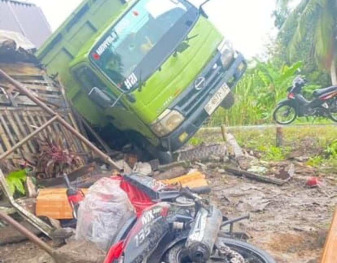 Truk Lawan Sepeda Motor di Jalintim Desa Serinanti OKI, Penyebabnya?