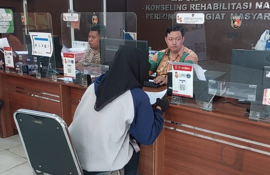 Pelaku Copet Kembali Beraksi di Pasar 16 Ilir Palembang, Incar Handphone dalam Tas Korban 