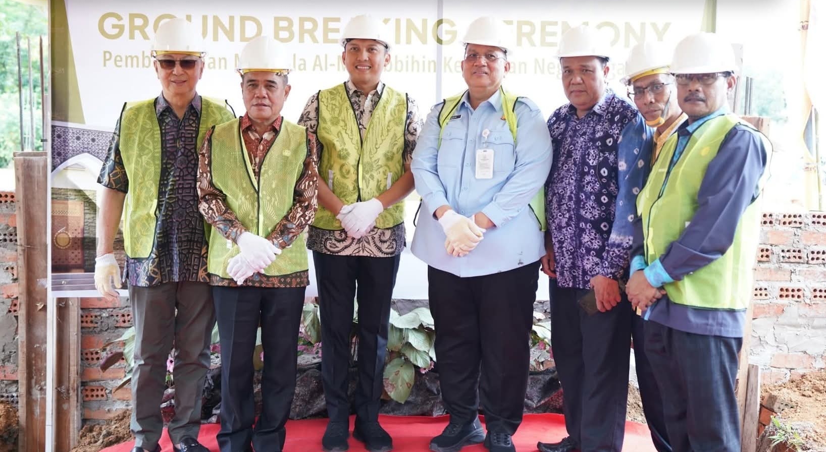 Bupati dan Wabup Ogan Ilir Hadiri Penandatanganan MoU dan Groundbreaking Mushola Milik Kejari
