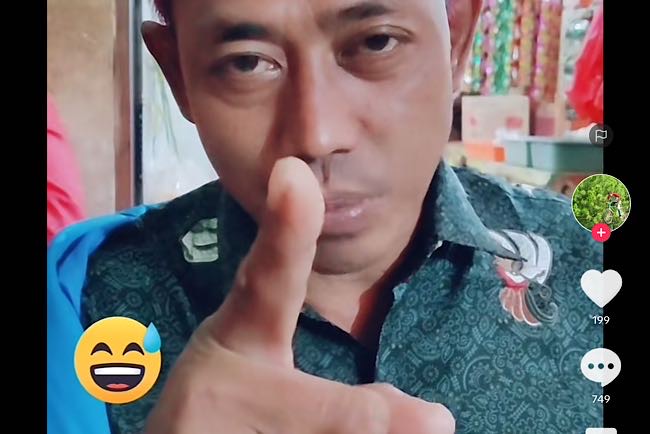 Pria Ini Pede Tantang Orang se-Indonesia, Jangan Pernah Usik Al Zaytun, Netizen: Terus Kalau Diusik Kenapa?  