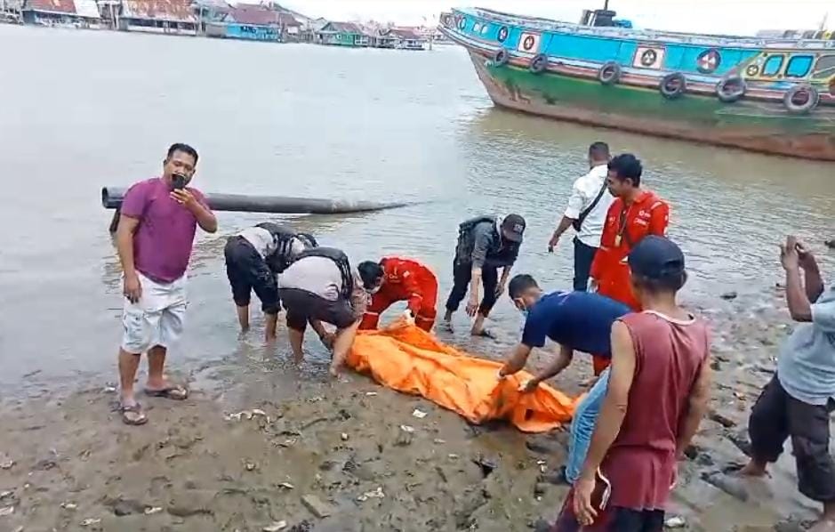 Warga 1 Ulu Palembang Temukan Mr X Mengapung di Pinggiran Sungai Musi, Begini Ciri-cirinya