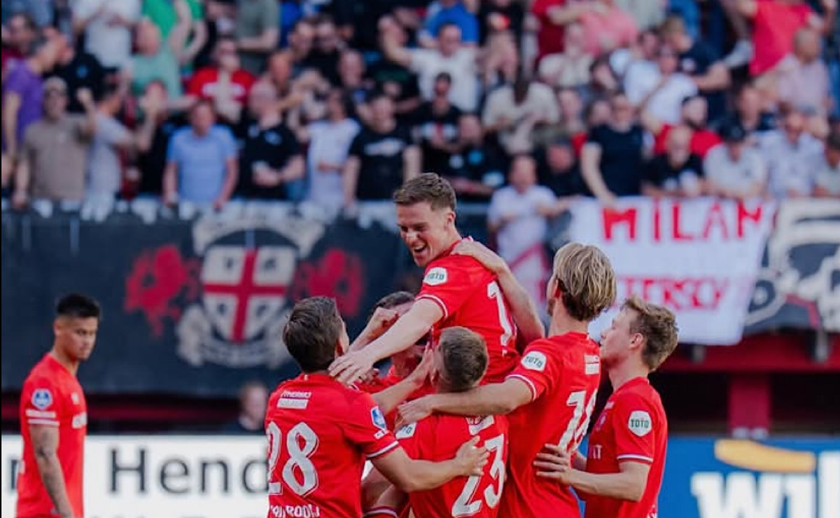 Mees Hilgers Sukses Bawa FC Twente Unggul Atas Klub Miliano Jonathans, Calon Naturalisasi Timnas Indonesia