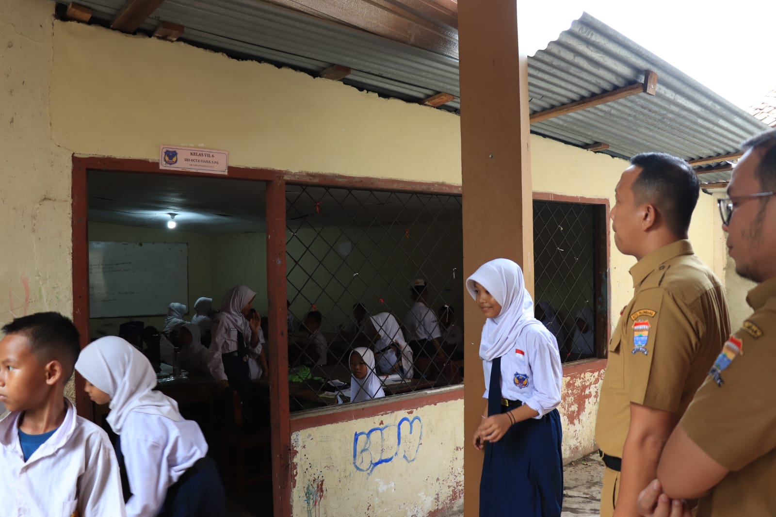 Siswa SMPN 42 Palembang Belajar di Mushola, Kadisdik : Segera Bangun Ruang Belajar