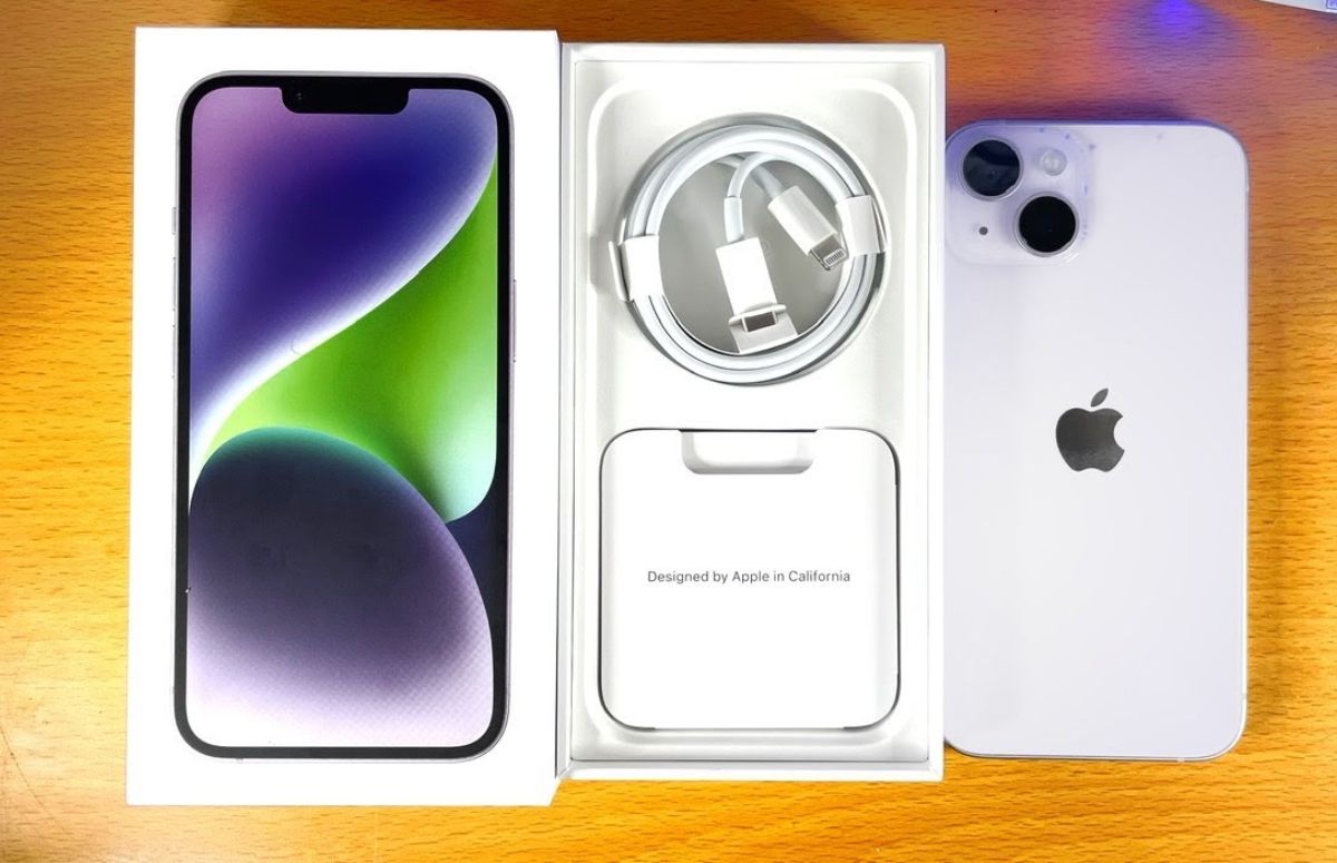 Harga Terbaru iPhone 14: HP Kamera Berkualitas Tinggi dengan Fitur Keselamatan Seperti SOS Darurat