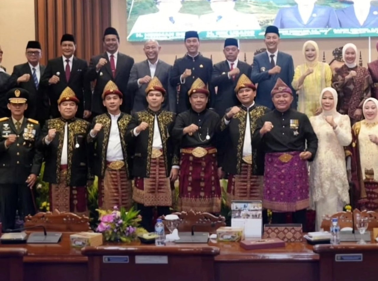 Hari Jadi ke-80 Sumsel, Bupati Muara Enim Hadir Bersama Ketua TP PKK
