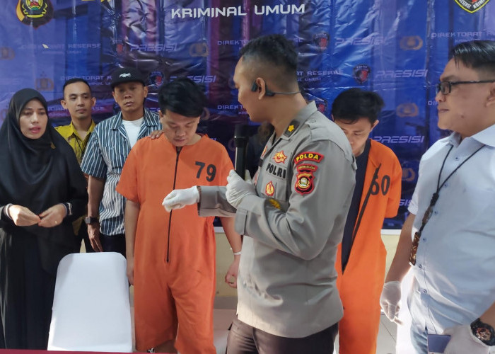 Uang Tabungan Rp384 Juta Milik Nenek-Nenek Lenyap Dalam ATM, Pelakunya Tak Disangka, Habis untuk Main Slot