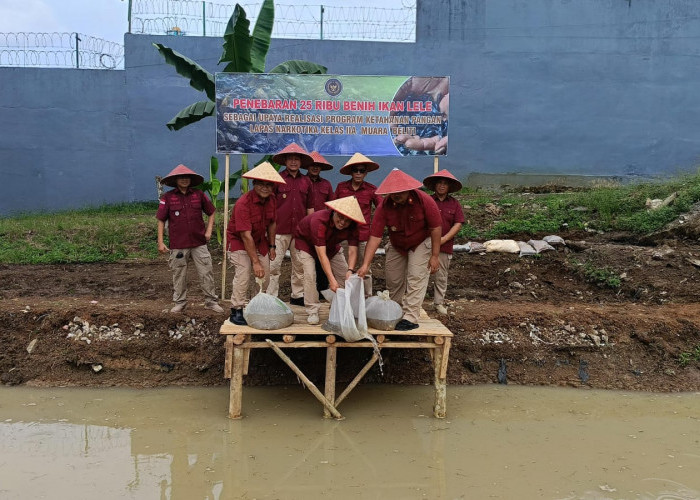 Lapas Narkotika Muara Beliti Dukung Program Ketahanan Pangan Presiden Prabowo dengan Budidaya Ikan Lele