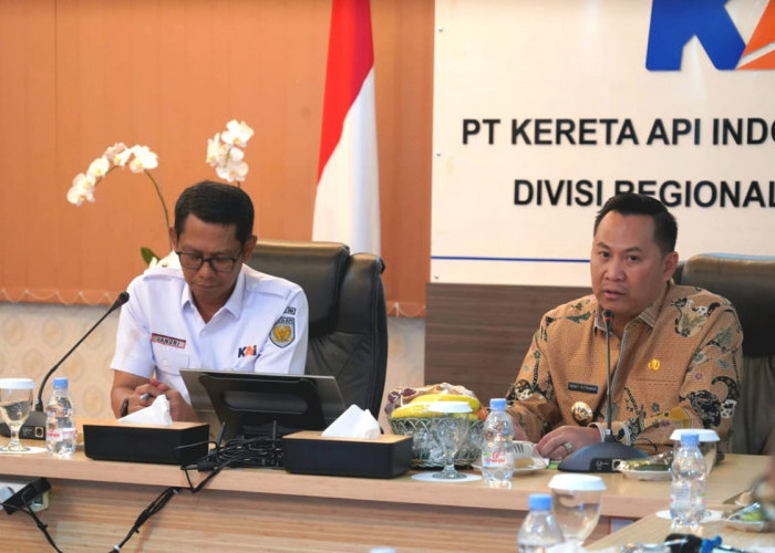 Temui PT KAI, Pj Bupati Dorong Pembangunan Jembatan Layang Gelumbang dan Bantaian Selesai Tepat Waktu