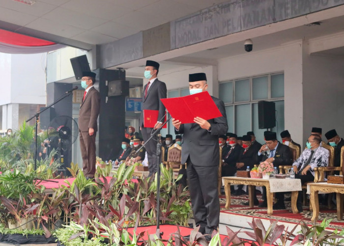 Lebih Segar di Hari Pertama Kerja, Sekda Palembang Aprizal Hasyim Ikuti Upacara Hari Kesaktian Pancasila