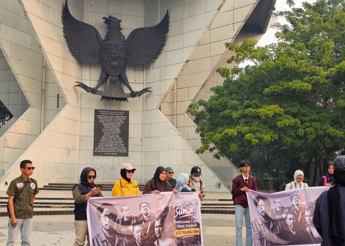 Wartawan Sumsel Gelar Doa Bersama untuk 5 Jurnalis yang Hilang Kontak; Cepat Pulang Kawan! 