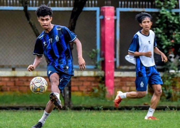 Coach Yoyok Mulai Membaca Kekuatan Timnya, Janji Tetap Pertahankan Formasi Pemain Local Pride Sriwijaya FC 