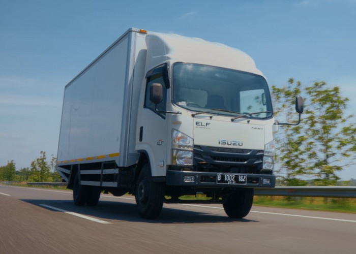 Isuzu ELF NLR, Truk Ringan Andal untuk Bisnis Logistik, Andalkan Mesin Euro4 dan Muatan 5.100 Kg