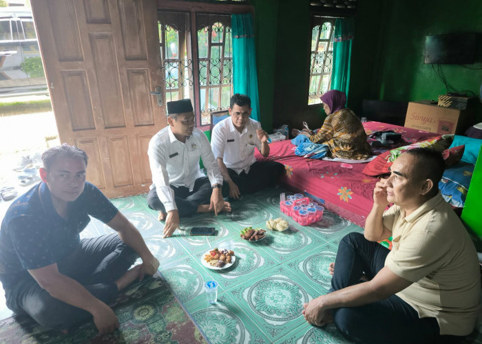 Akhirnya Pulang ke Ogan Ilir, Kabag Kesra Besuk Jemaah Haji yang Sempat Dirawat di RS Madinah