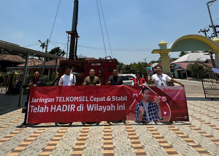 Telkomsel Membawa Era Baru bagi Masyarakat Karang Jaya dengan Jaringan 4G/LTE