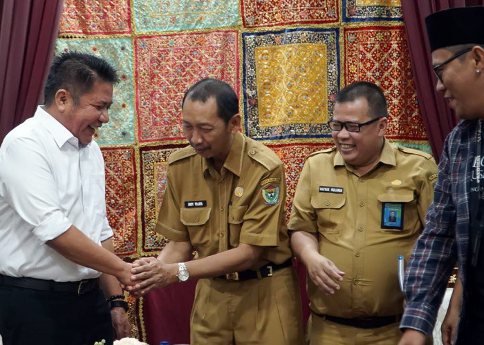 Gubernur Herman Deru Tegaskan Dukungan Penuh untuk Suksesnya Karang Asem Festival 2025