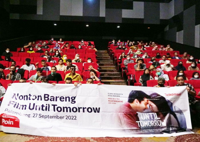 Tukar Poin, Telkomsel Ajak Pelanggan Palembang Nobar Film Until Tomorrow