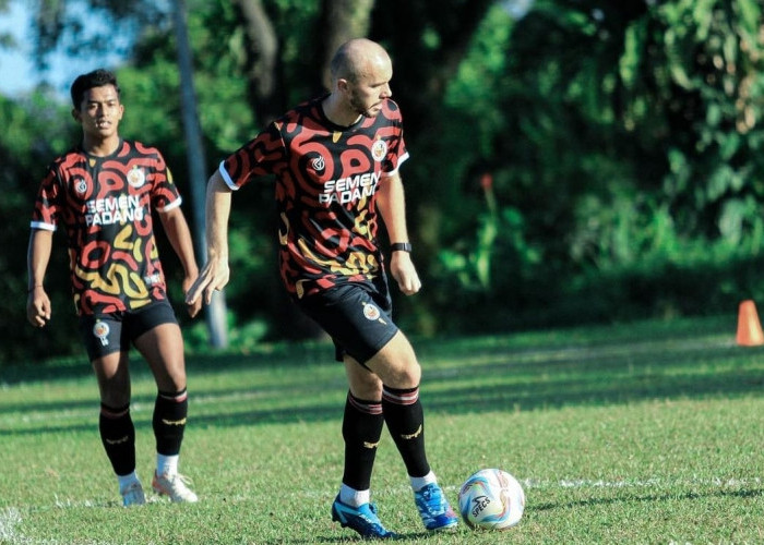 Semen Padang FC, Musuh Bebuyutan Sriwijaya FC ini Daftarkan 7 Pemain Asingnya  