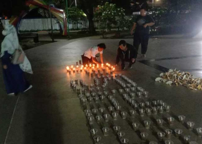 Peringatan Pertempuran 5 Hari 5 Malam di Palembang Dilakukan dengan Menyalakan 1.000 Lilin
