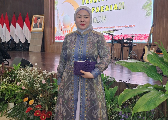 Tampil dengan Tenun Cual di Fashion Show Ramadhan 1445 H, Dari Tradisi Bangka Belitung Menuju Panggung Dunia