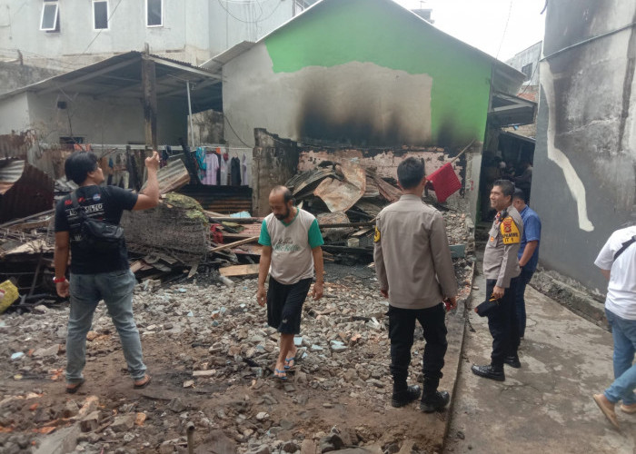 Sempat Terdengar Teriakan Sebelum Api Membesar, Satu Rumah di Palembang Hangus Terbakar, Diduga Karena Hal Ini