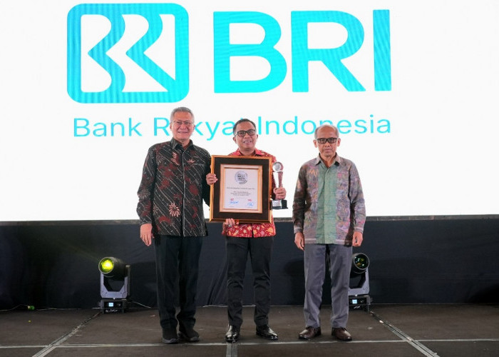 BRI Kembali Dinobatkan Sebagai Perusahaan dengan Tata Kelola Terbaik Di Ajang Indonesia Trusted Companies 2025