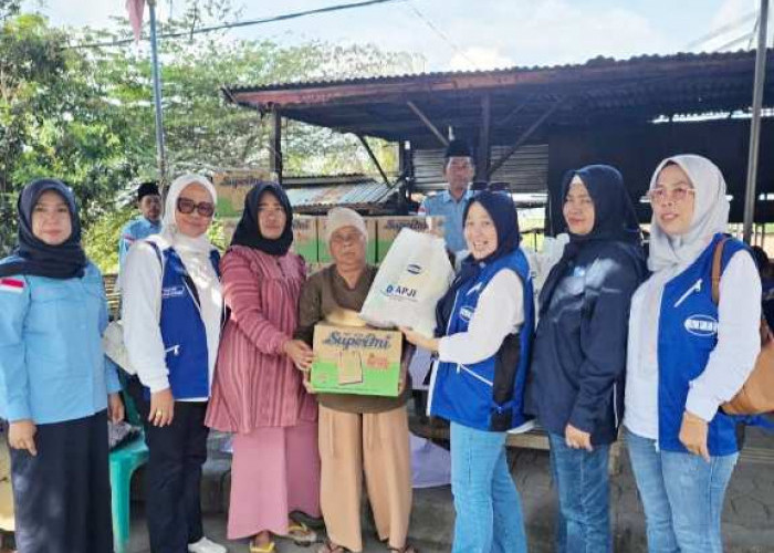 Peduli Korban Kebakaran di Ibul Besar 3 Pemulutan Ogan Ilir, DPD APJI Sumsel Berikan Bantuan Bahan Pokok