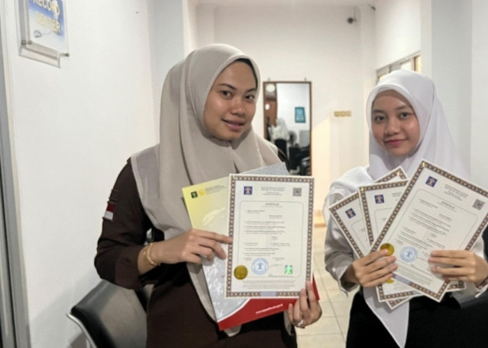 Empat Sertifikat Apostille Kemenkum Babel Dukung Agusti Rahma Putri Daftar Beasiswa ke Korea Selatan