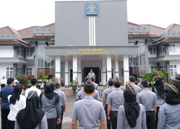 Kanwil Kemenkum Babel Rayakan IKPA 100 Semester I 2025 Saat Apel Pagi Penuh Semangat dan Apresiasi
