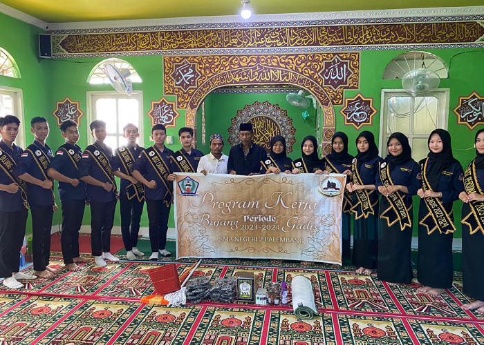 BujangGadis SMA Negeri 2 Palembang Sukses Laksanakan Program 'The Love Mosque Movement' di Musholla Ar-Rahman