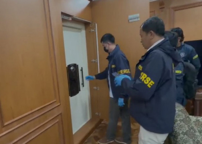 Luar Biasa, Penggeledahan Kortas Tipidkor Polri Temukan 74 kg Emas-Uang Rp60 Miliar